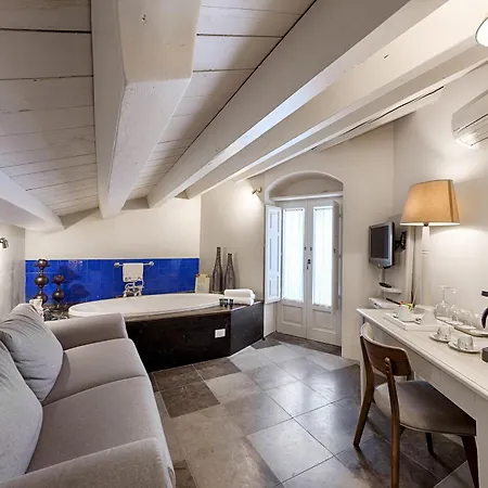 Don Serafino Historical Boutique 4*