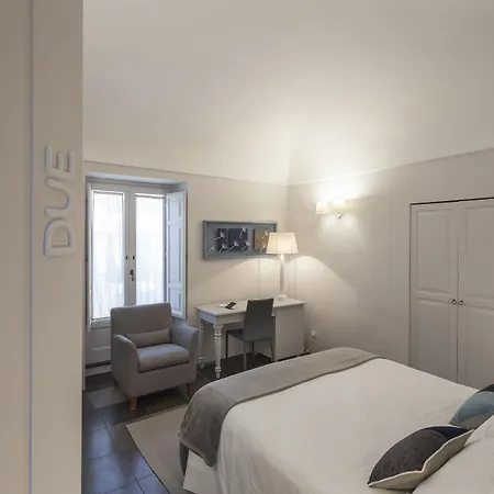 Don Serafino Historical Boutique Hotel 4*