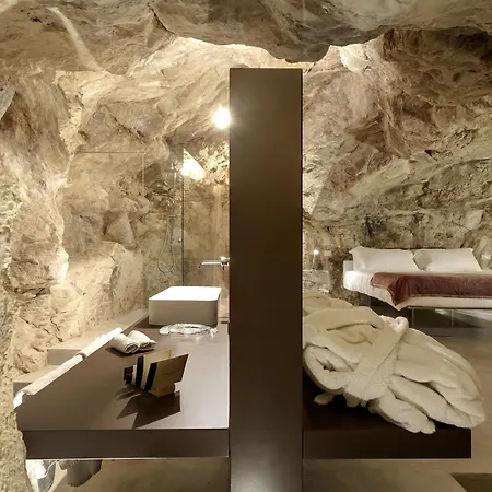 Don Serafino Historical Boutique Ragusa