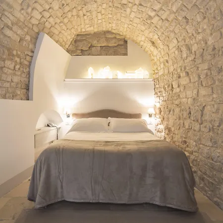 Don Serafino Historical Boutique Отель 4*