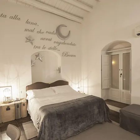 Don Serafino Historical Boutique Отель