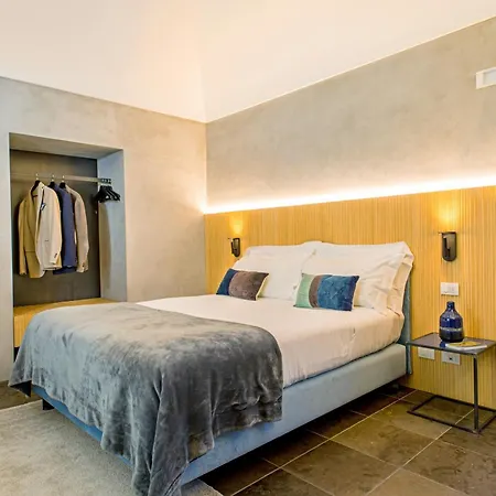 Don Serafino Historical Boutique Отель